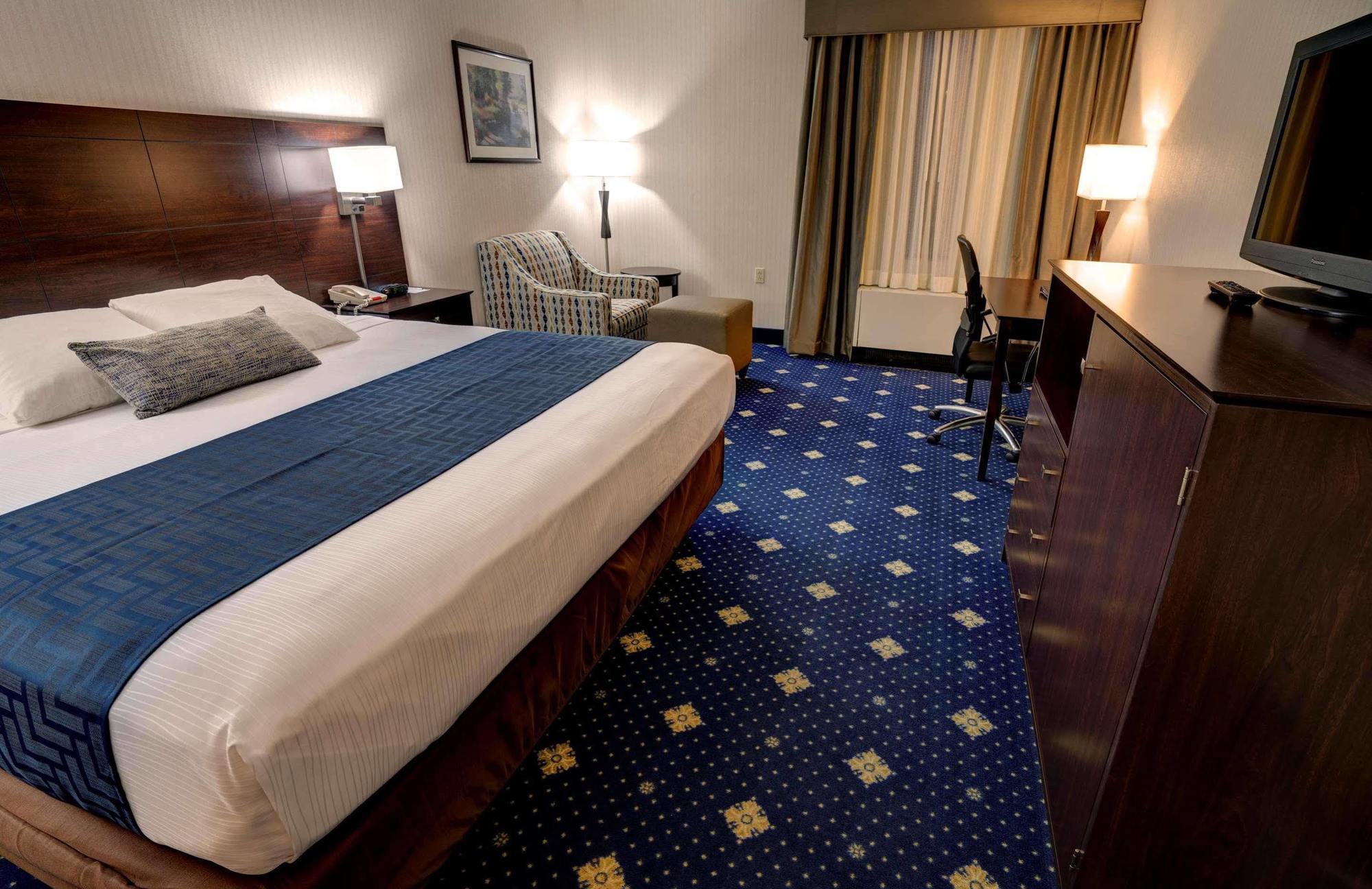 Baymont By Wyndham Groton/Mystic Hotel Eksteriør billede